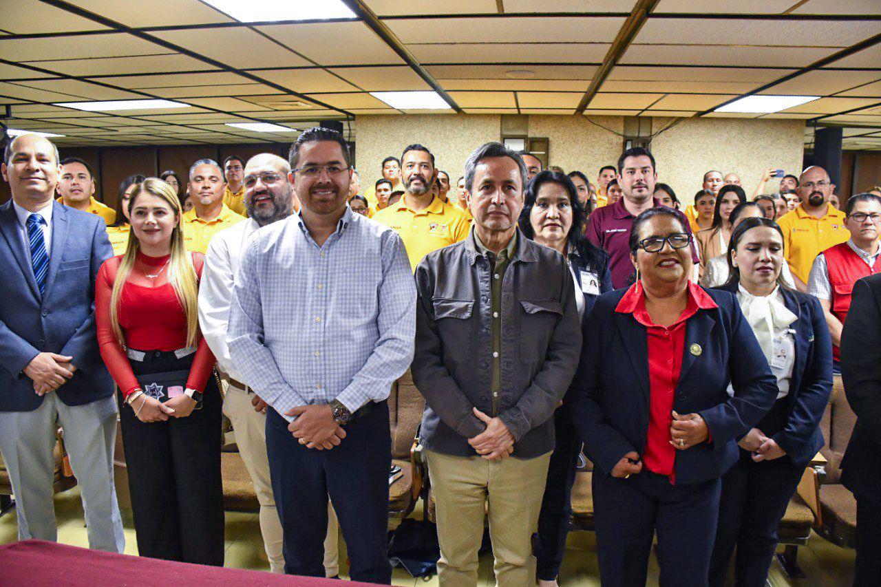 $!Capacita Protección Civil y Salud Sinaloa a personal para convertirlos en técnicos en atención prehospitalaria