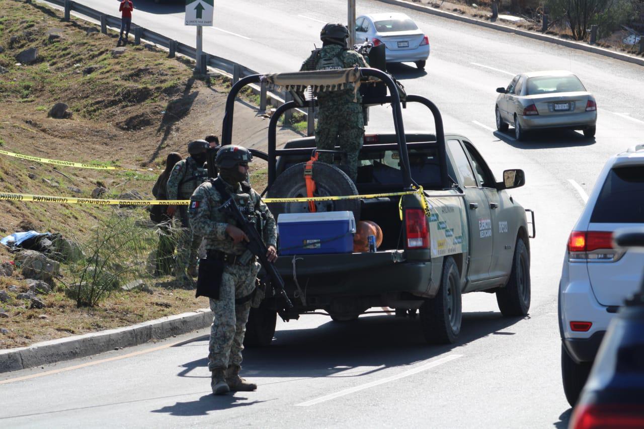 $!Joven muere tras perder el control de su moto en la avenida Álvaro Obregón, en Culiacán