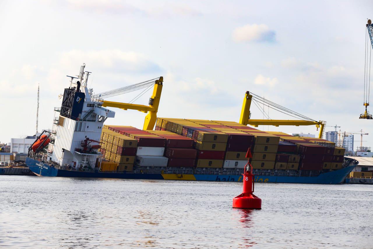 $!Así luce el buque Chiapas Star tras casi 48 horas de escorado