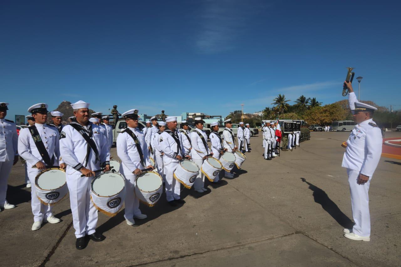 $!Celebran en Mazatlán el 111 aniversario de la gesta heróica de la defensa del Puerto de Veracruz