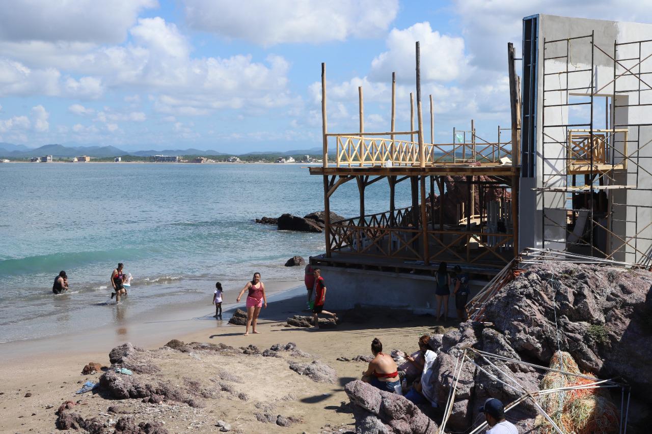 $!Acelera el paso construcción en Playa Cerritos, en Mazatlán