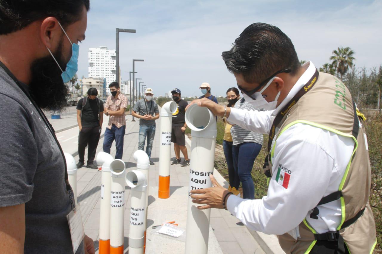 $!Ecología coloca ‘colilleros’ en linderos del Parque Central