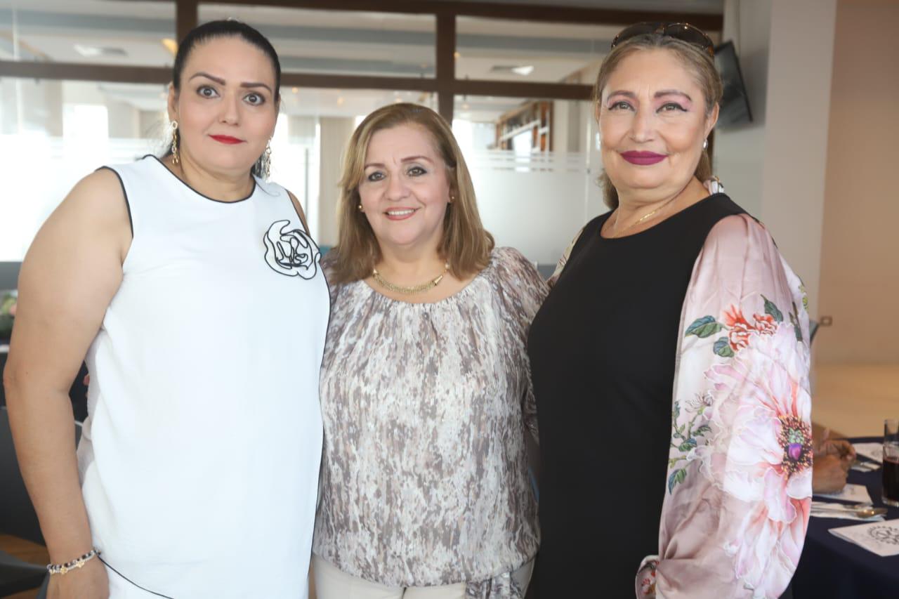$!Kenia de Tirado, Hildeliza de Sandoval y Elizabeth Iturralde Lizárraga.