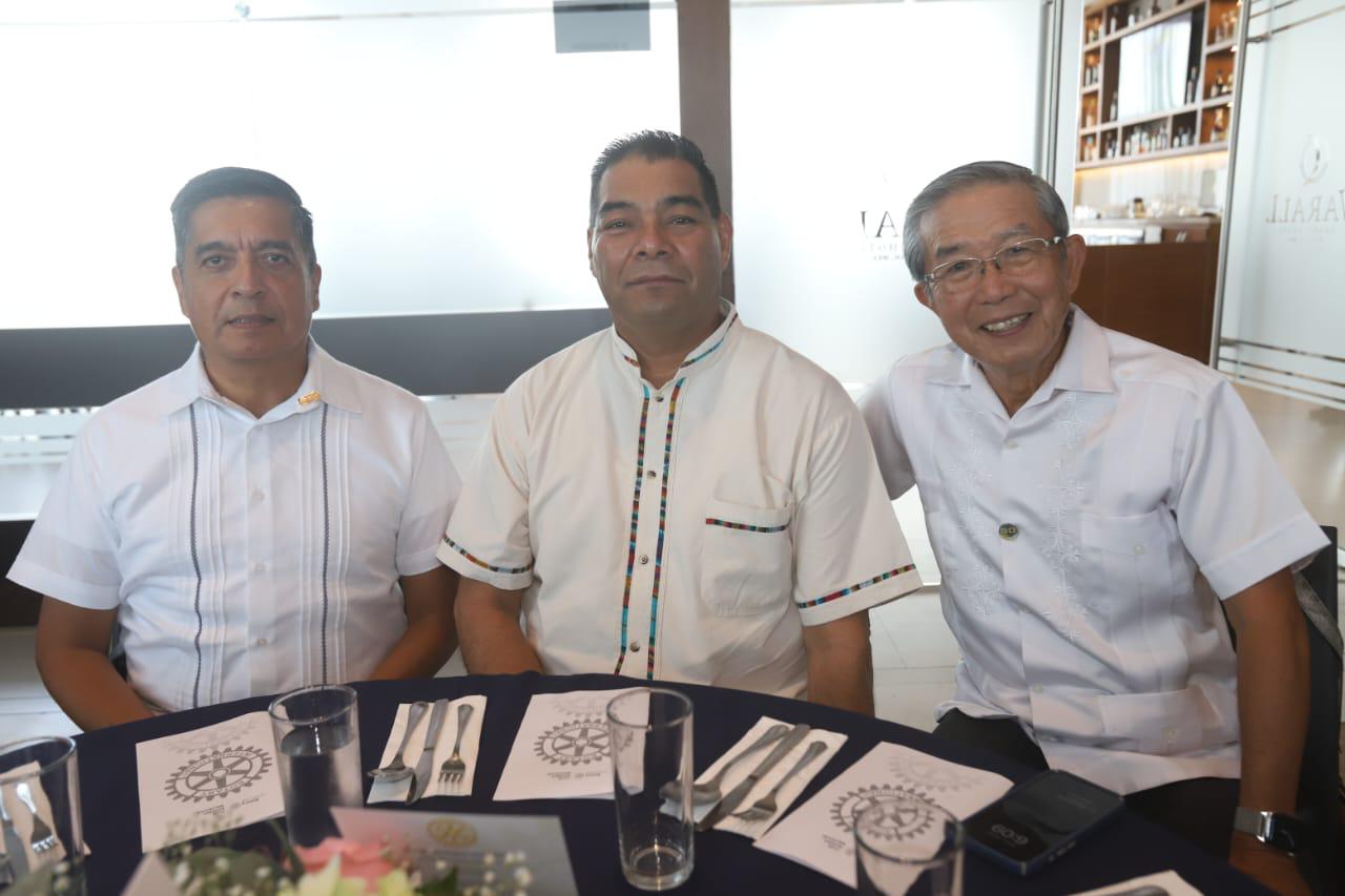 $!Juan Cárdenas, Sergio González y Tsutomo Yoshii.