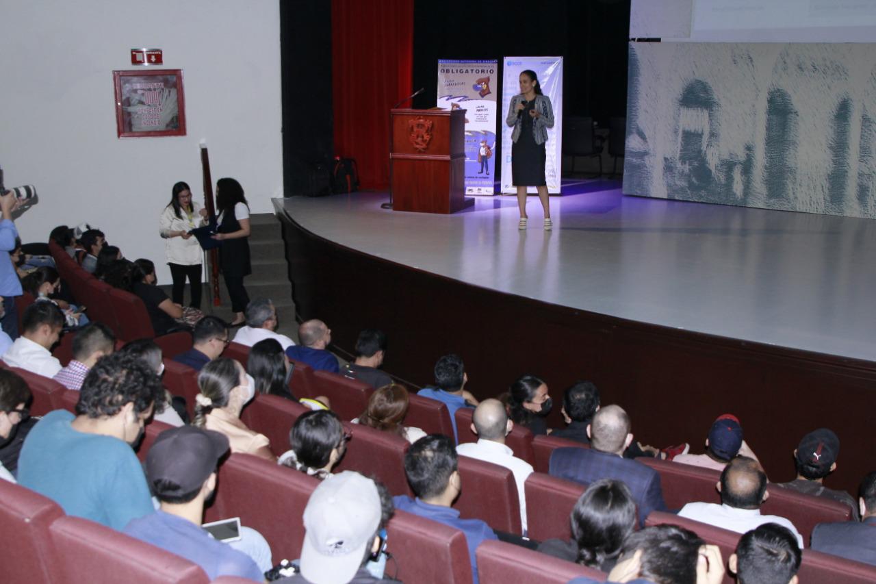 $!Grupo Coppel comparte experiencias ante estudiantes de informática de la UAS