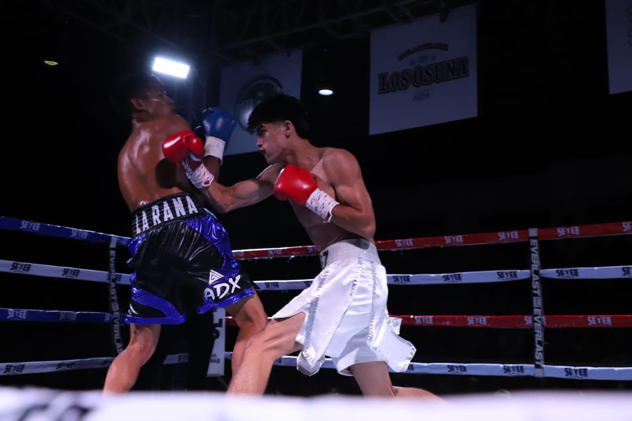$!Debuta ‘Zurdo’ Ramírez como promotor con explosiva gala de boxeo en la Germán Evers