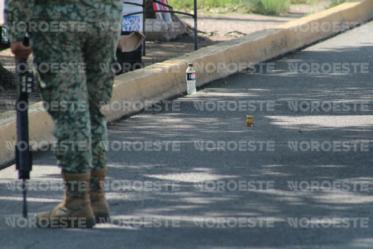 $!Balean a limpiavidrios en crucero del Bulevar Universitarios y Pedro Anaya, en Culiacán