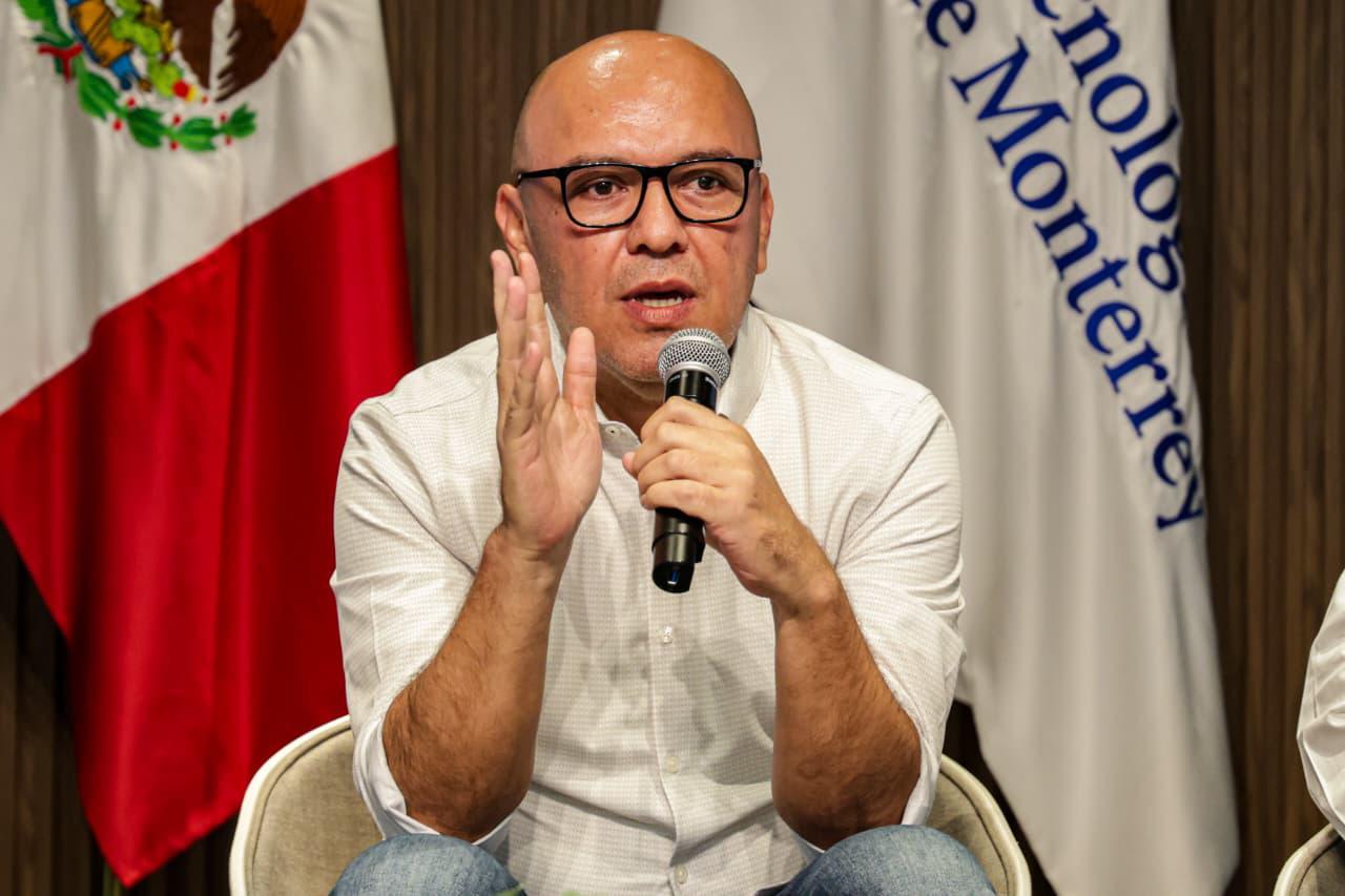 $!La noticia dejó de esperar al periódico del día siguiente: periodistas analizan el salto del papel a las redes