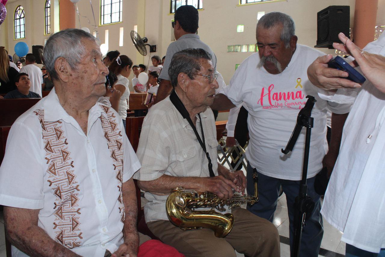 $!Despiden con amor y aplausos a la princesa Hanna en Escuinapa