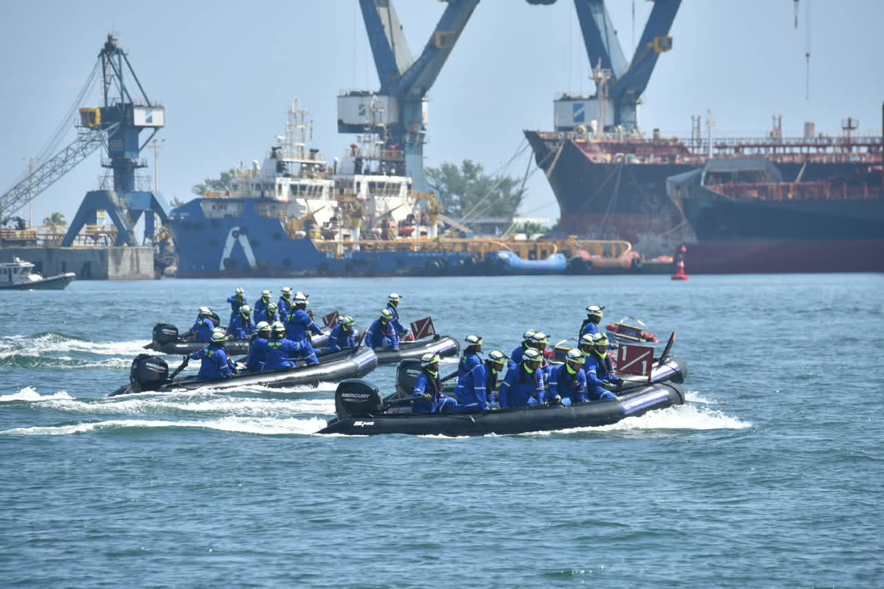 $!Conmemoran 205 años del nacimiento de la Armada de México