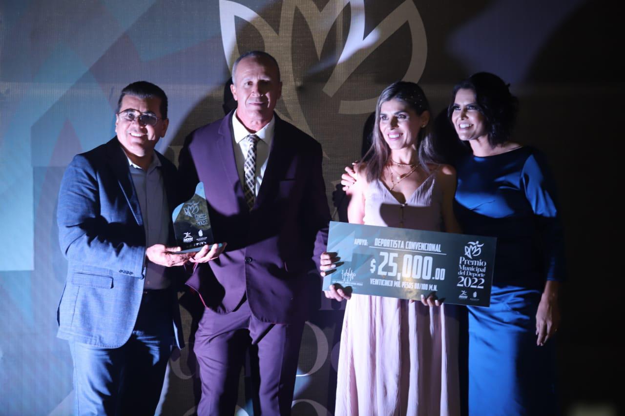 $!Verde y Aguirre se llevan el Premio Municipal del Deporte Mazatlán 2022