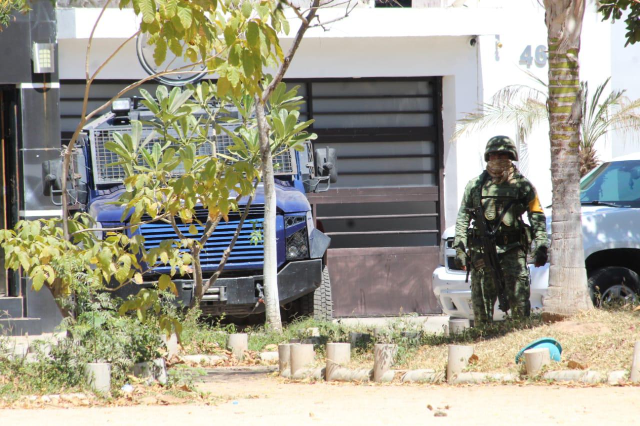 $!Ejército y PEP aseguran casa en Valle Alto, Culiacán