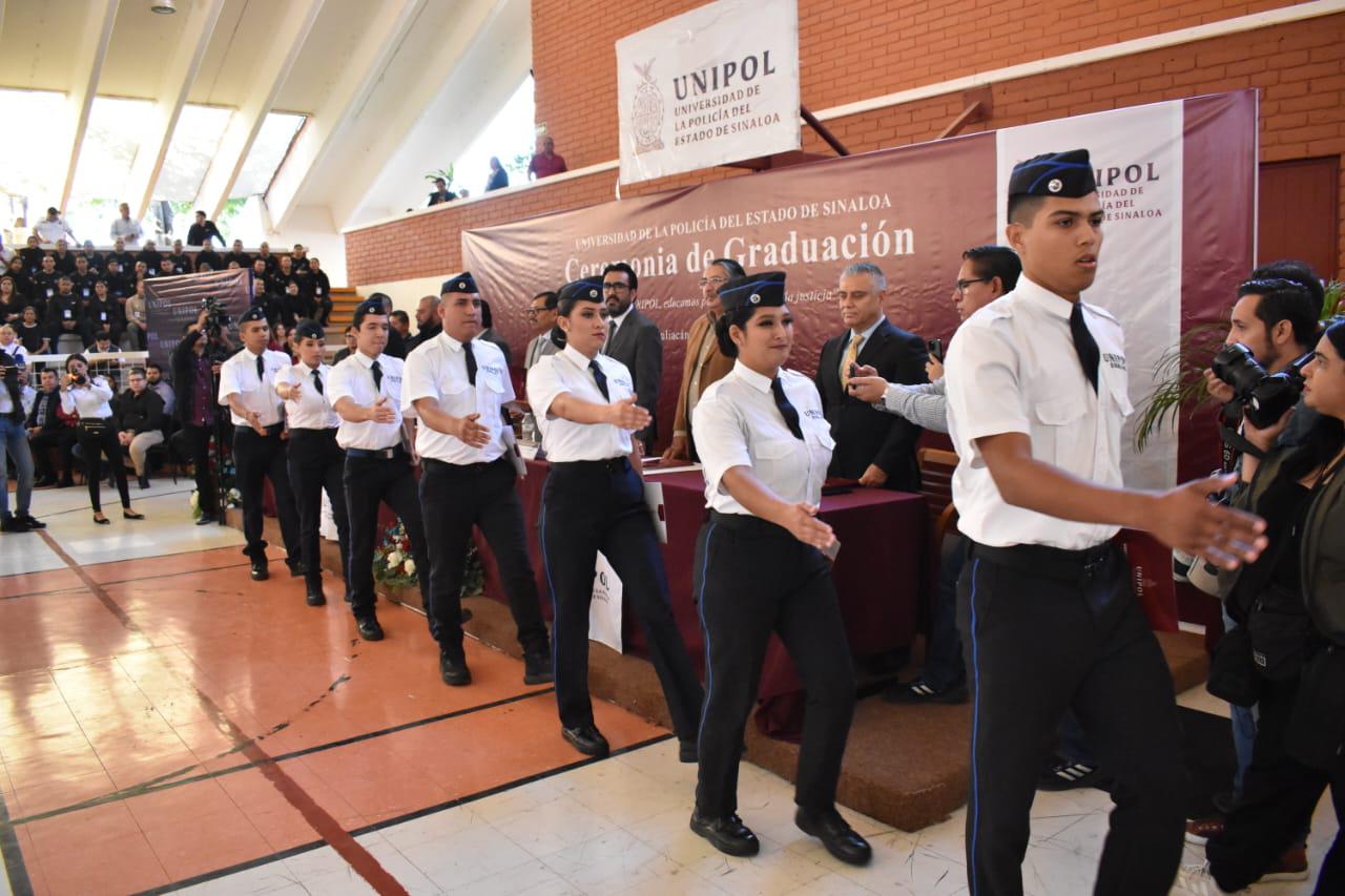 $!Se gradúan 119 policías municipales y custodios penitenciarios de la Unipol