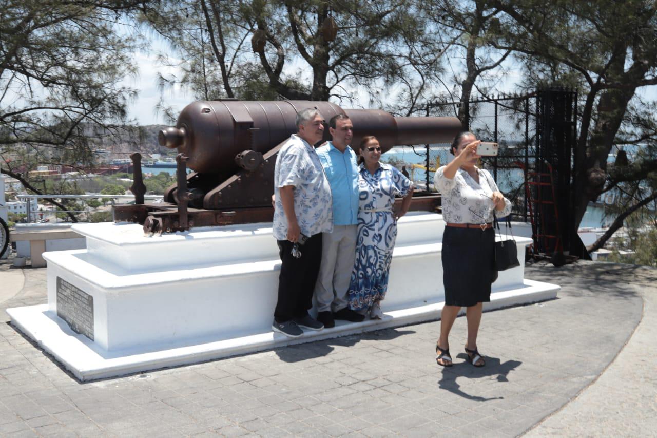 $!Llega a Mazatlán crucero Carnival Panorama
