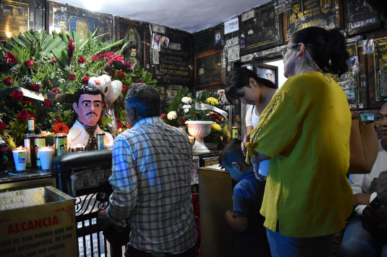$!Recuerdan a Jesús Malverde, el bandido prócer de Culiacán