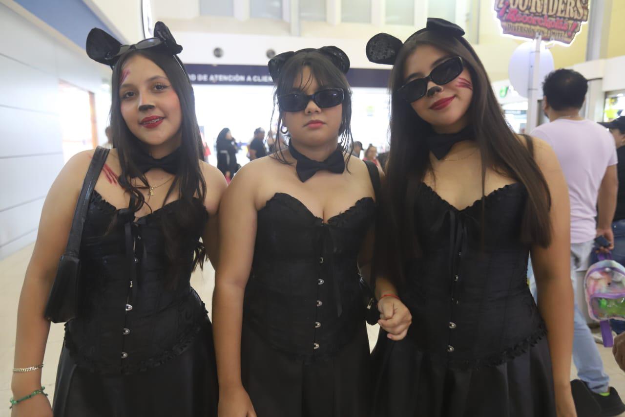 $!Yanelt Valenzuela, Dania Valenzuela y Fernanda León.