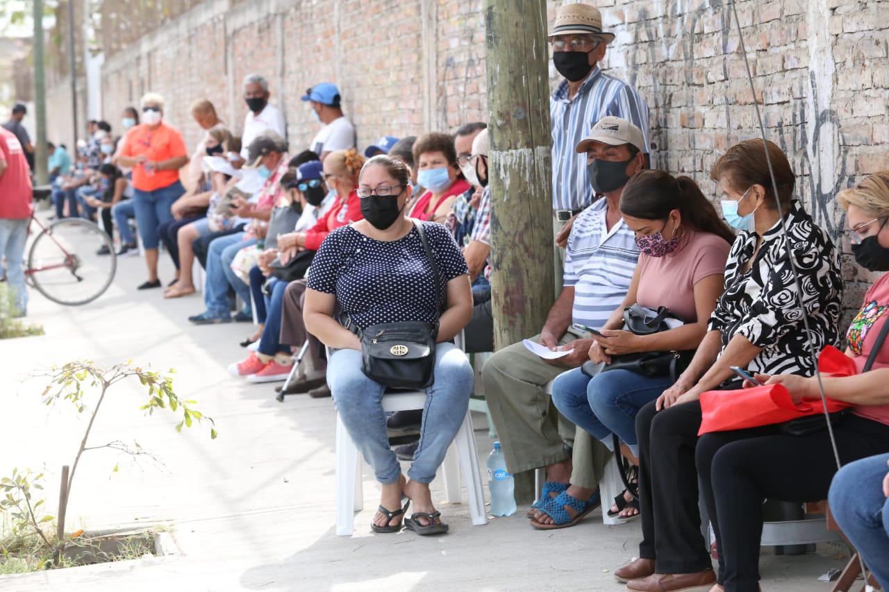 $!La vacunación contra el Covid-19 avanza en Mazatlán