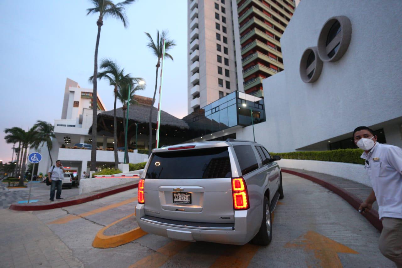 $!Pernocta AMLO en Mazatlán; este domingo encabeza evento en la Termoeléctrica