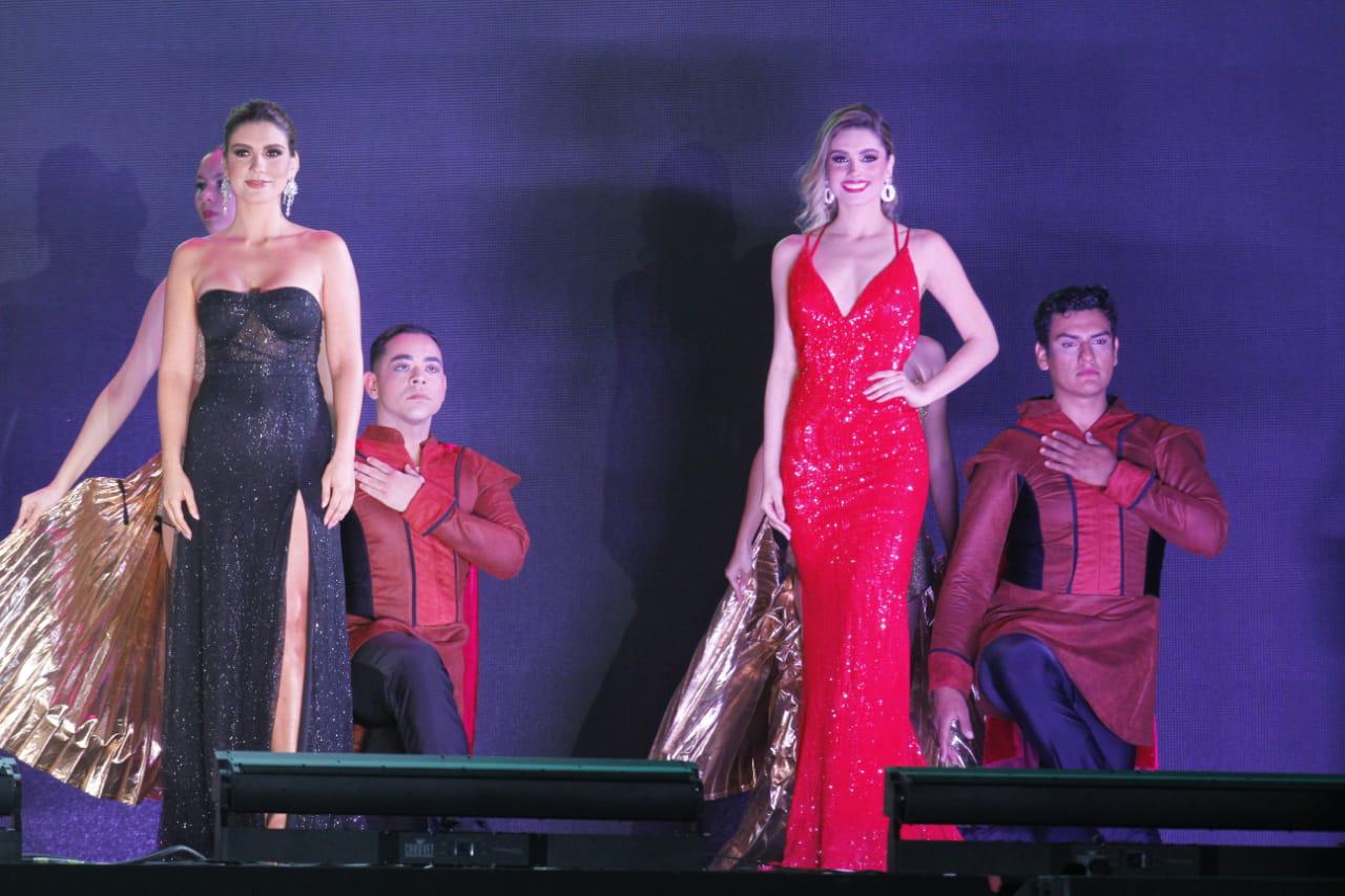 $!Daniela Tostado, Reina del Carnaval de 2016 y Libia Gavica, Reina del Carnaval del 2020.