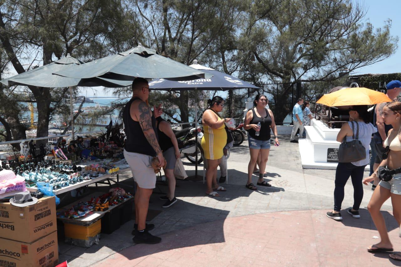 $!Llega a Mazatlán crucero Carnival Panorama