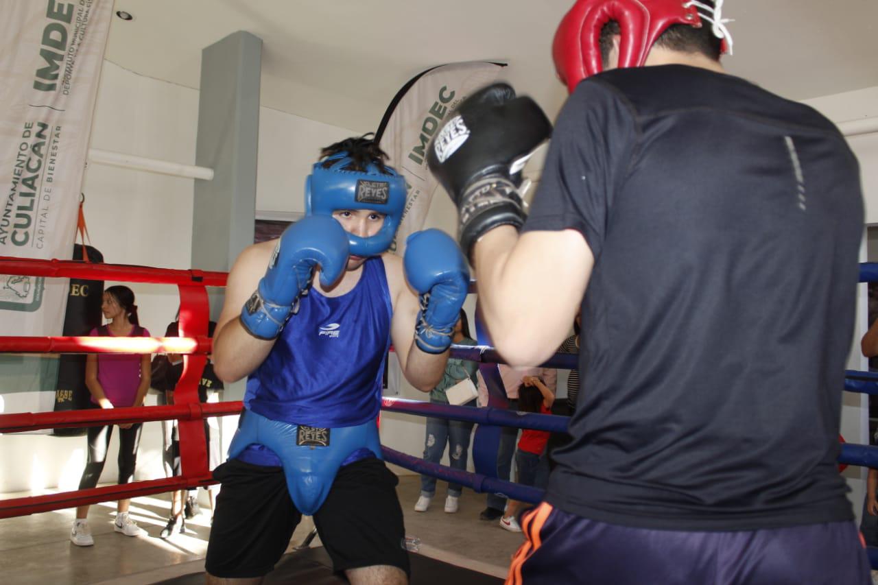 $!Reinauguran en Culiacán gimnasio de box de La Costerita