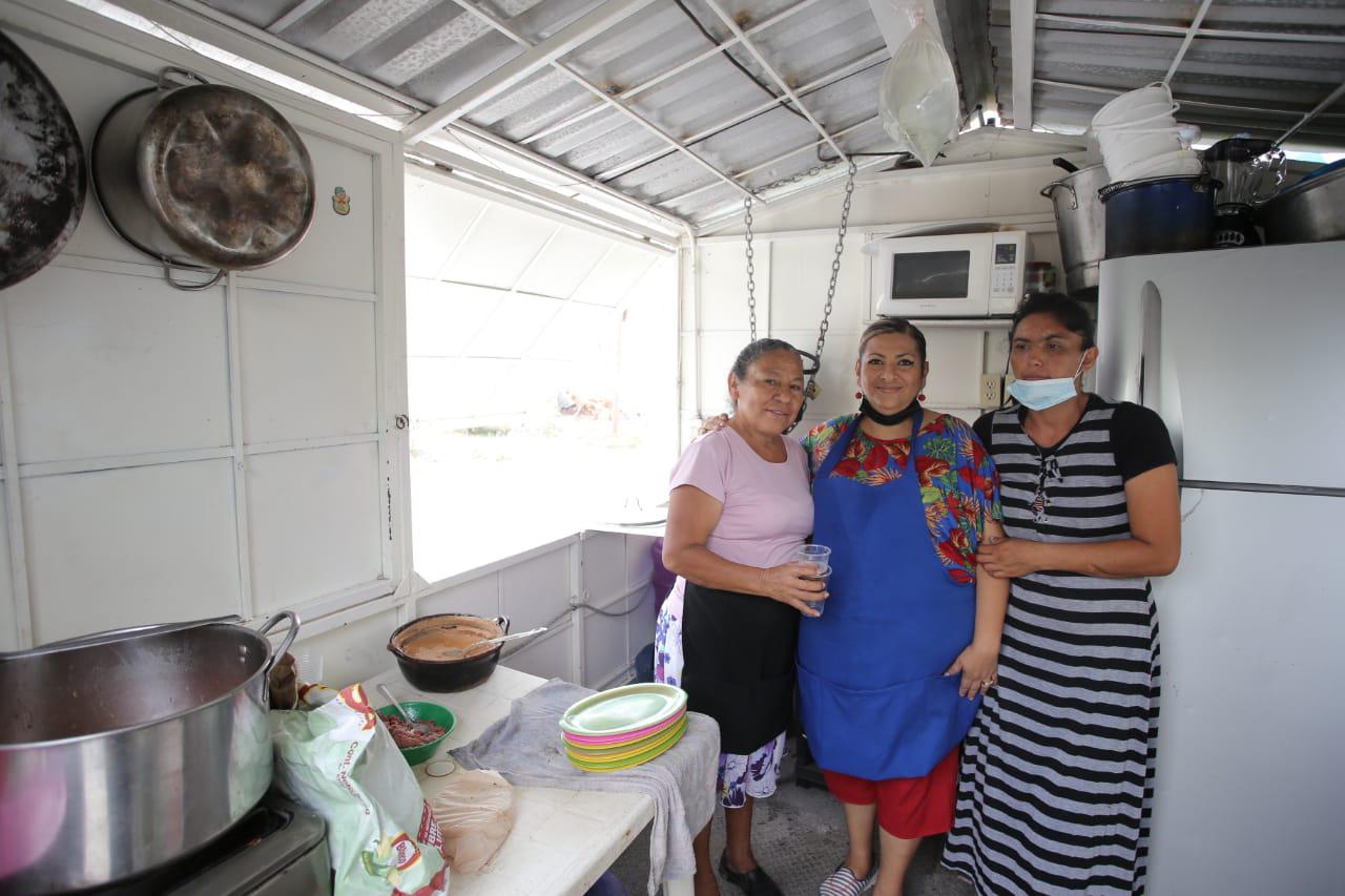 $!Comedor comunitario de la Burócrata en Mazatlán invita a los más necesitados a desayunar tres veces a la semana