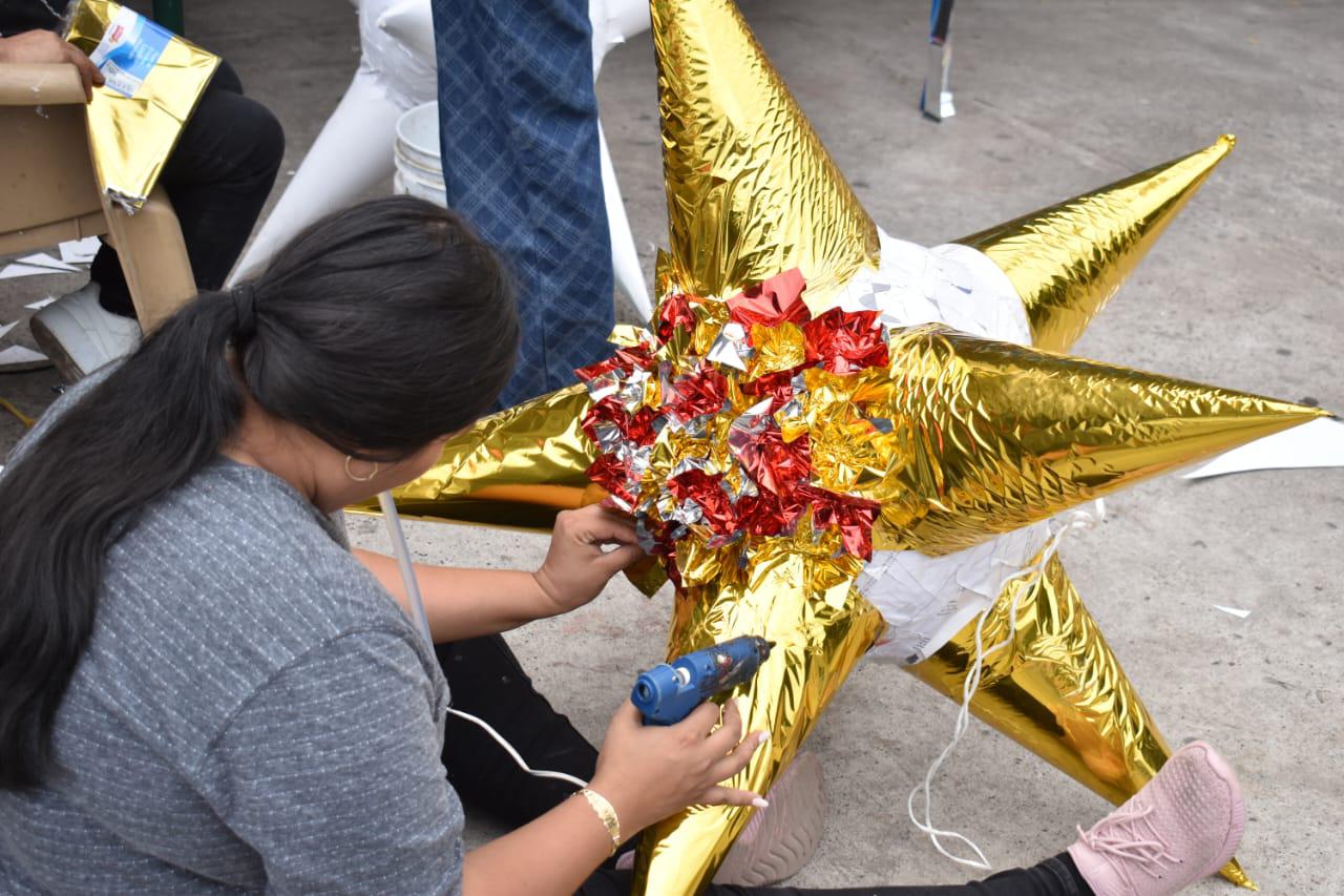 $!Piñatas doña Luz ha brindado alegría en las festividades de Culiacán