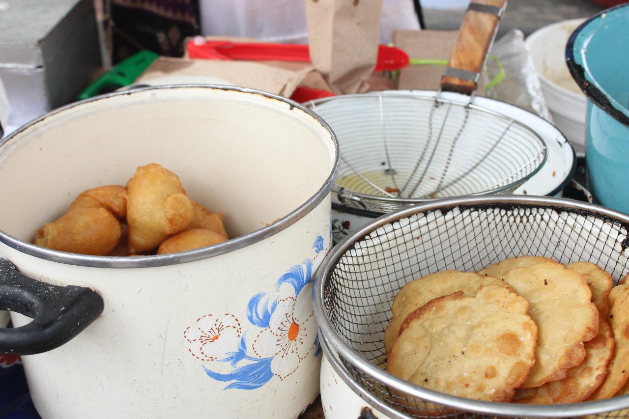 $!Llegó la temporada del atole de pinole que ofrece Doña María en Escuinapa