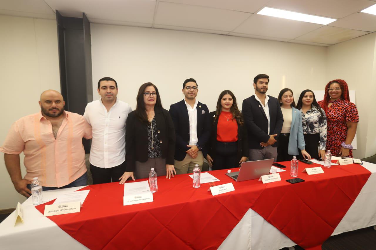 $!Rinde protesta el nuevo Consejo de Empresarios Jóvenes Mazatlán