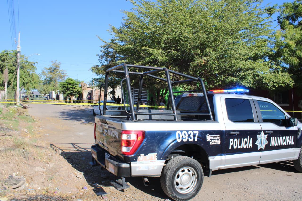 $!Matan a tiros a un hombre junto a una carretilla en Prados del Sur, en Culiacán