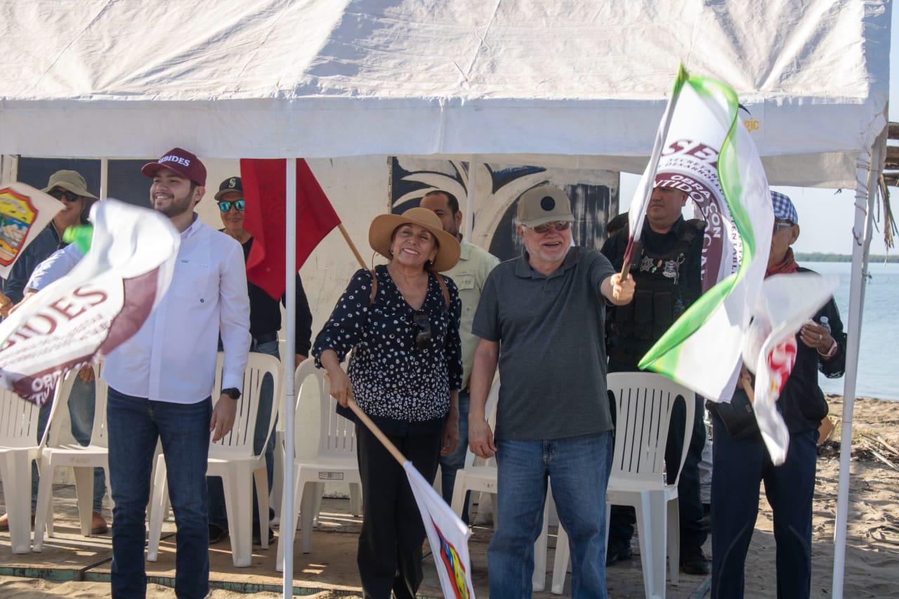 $!Recolectan hasta 800 kilos de basura en limpieza de playa en Escuinapa