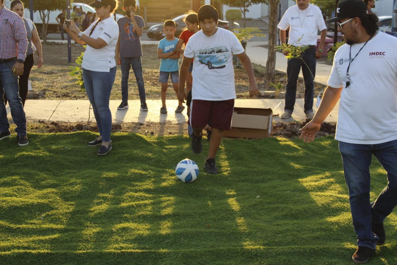 $!Llevan exhibición de karate al programa ‘Construyamos La Paz’, en Culiacán