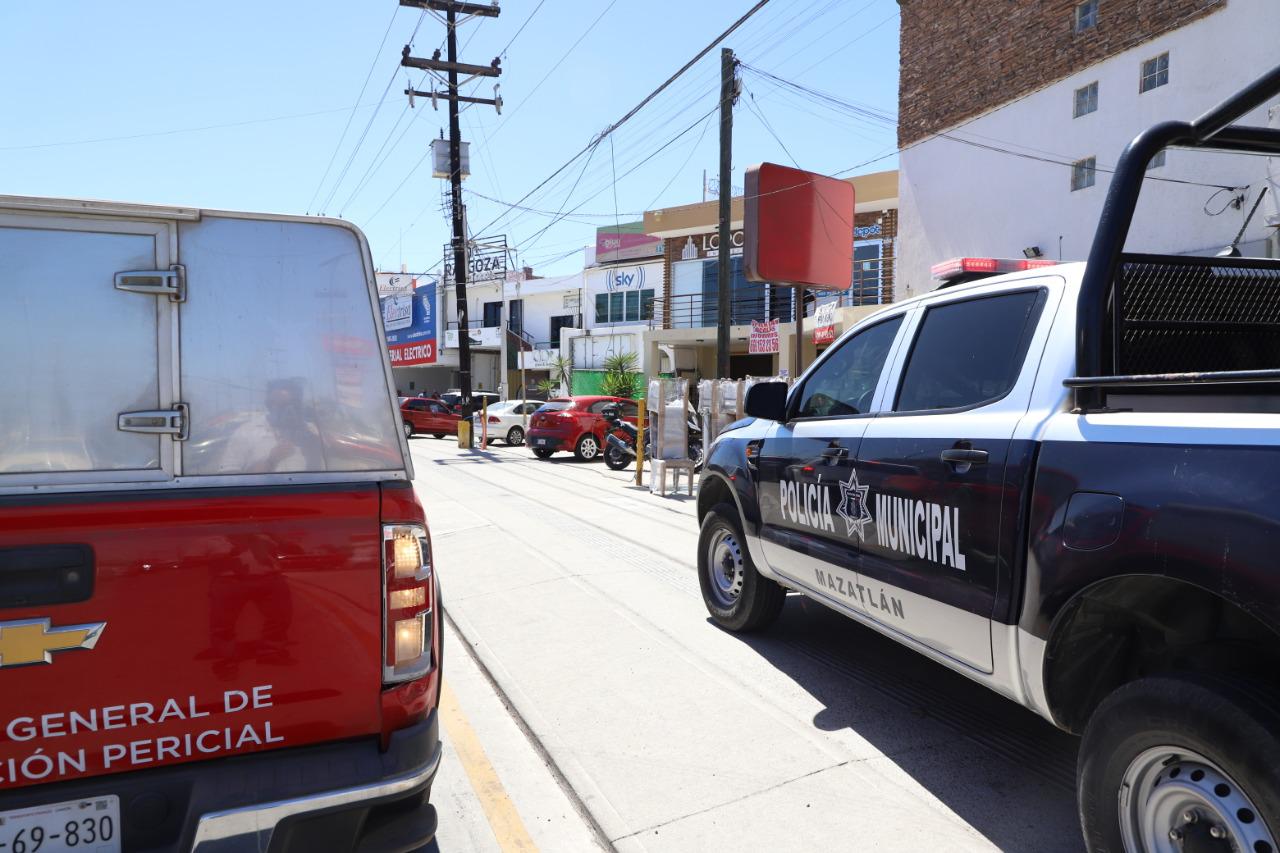 $!Hieren a hombre en asalto a negocio de la Avenida Rafael Buelna, en Mazatlán