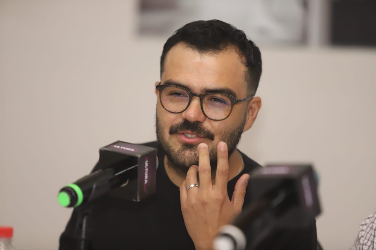 $!El maestro mazatleco Manolo Díaz impartirá el Taller de dramaturgia: Antes de la hoja en blanco.