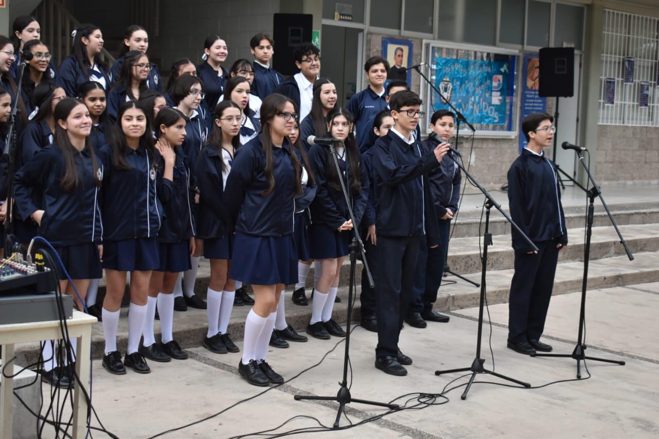 $!Recibe Instituto América placa de la CNEP como colegio de calidad