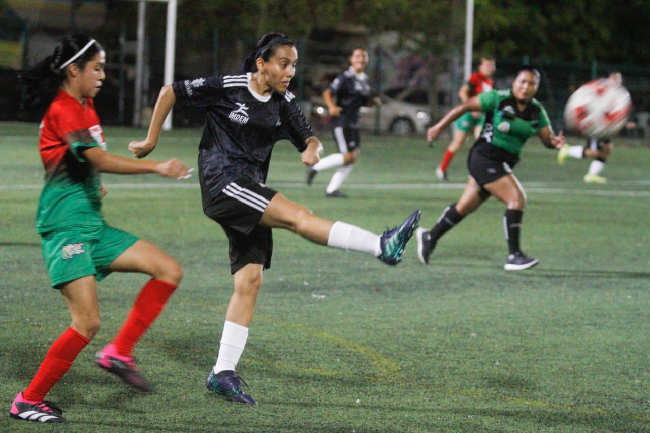 $!Mazatlán Femenil debuta con triunfo en Estatal de Futbol