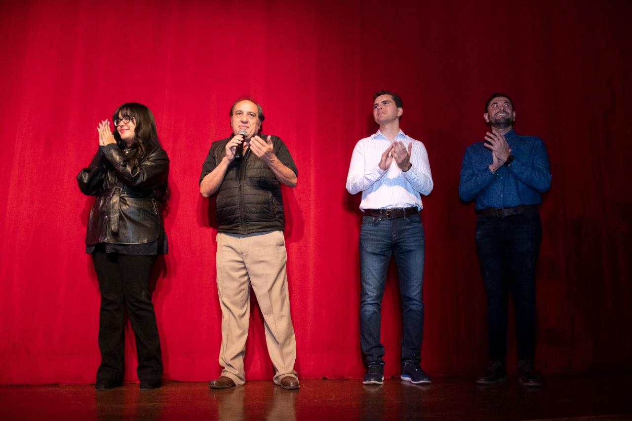 $!Presentan obra de teatro ante familias e infantes para reforzar los espacios de paz, en Culiacán