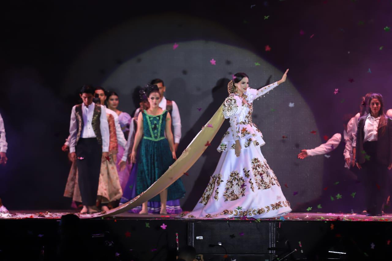 $!Uma I es coronada Reina de los Juegos Florales del Carnaval de Mazatlán