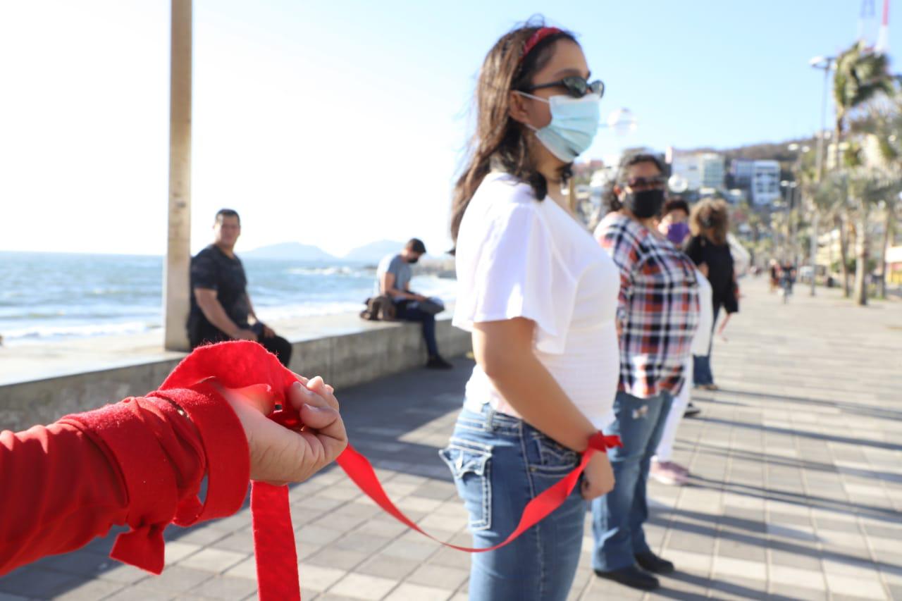 $!Mujeres de Mazatlán se enlazan por su empoderamiento