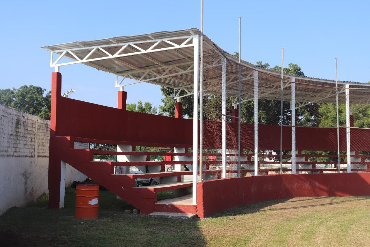 $!Inauguran en Escuinapa techumbre y barda perimetral de Estadio de Beisbol Ángel Camacho