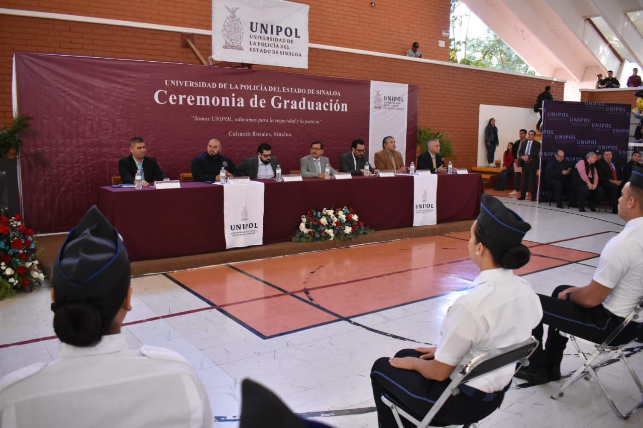 $!Se gradúan 119 policías municipales y custodios penitenciarios de la Unipol