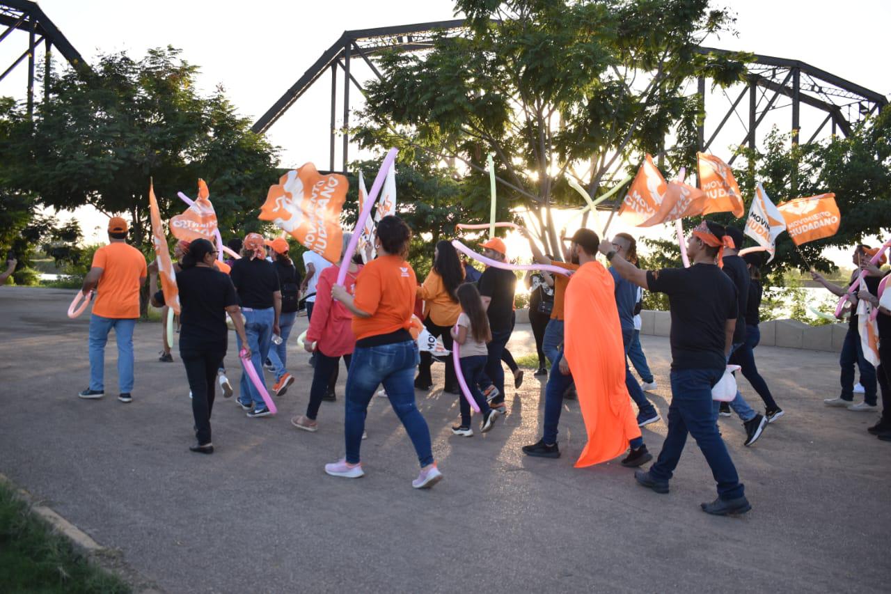 $!Lleva Movimiento Ciudadano marcha al parque acuático de Culiacán; buscan socializar proyecto