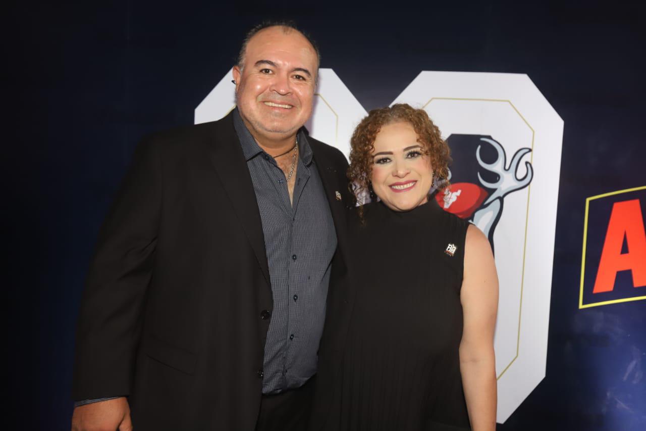 $!Roberto Saucedo y Lizbeth de Saucedo.