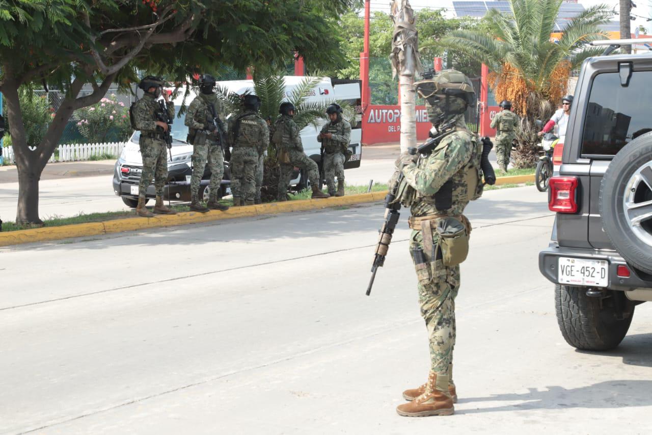 $!Grupo armado intercepta ambulancia y priva de la libertad a paciente en Mazatlán