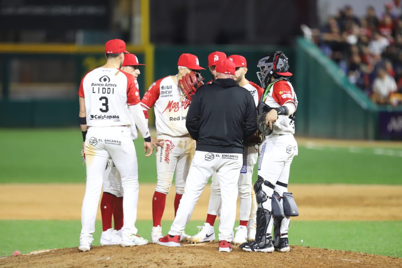 $!Venados de Mazatlán desaprovecha y cae ante Charros de Jalisco para empatar la serie