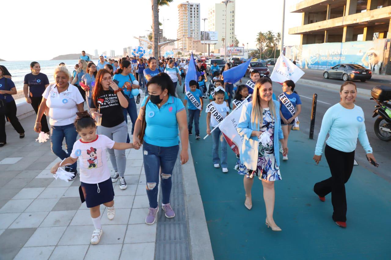 $!Realiza sistema DIF Mazatlán caminata con causa contra la diabetes