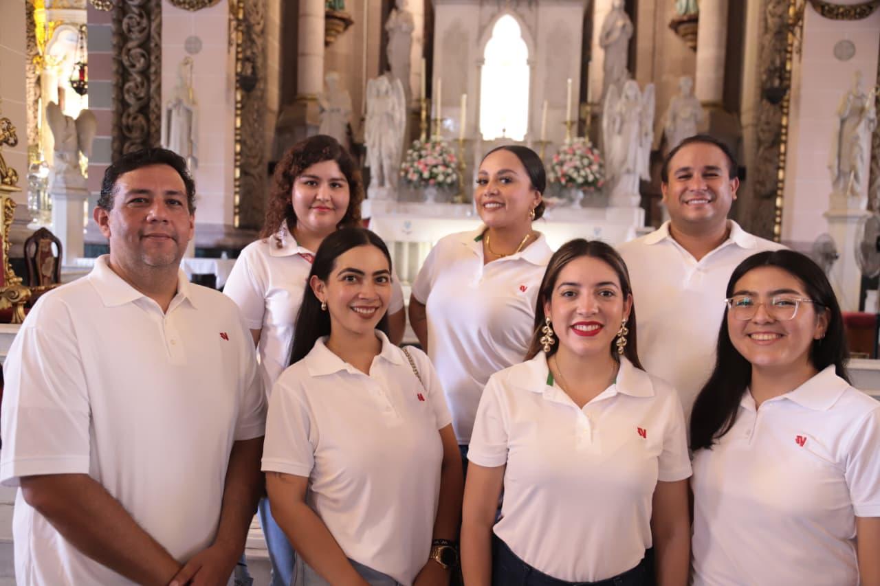 $!Estefanía López, Carolina Zataráin, Manuel Serrano, Gregori Sauceda, Stefany Ponzo, Alina Zataráin y Ximena Chávez.