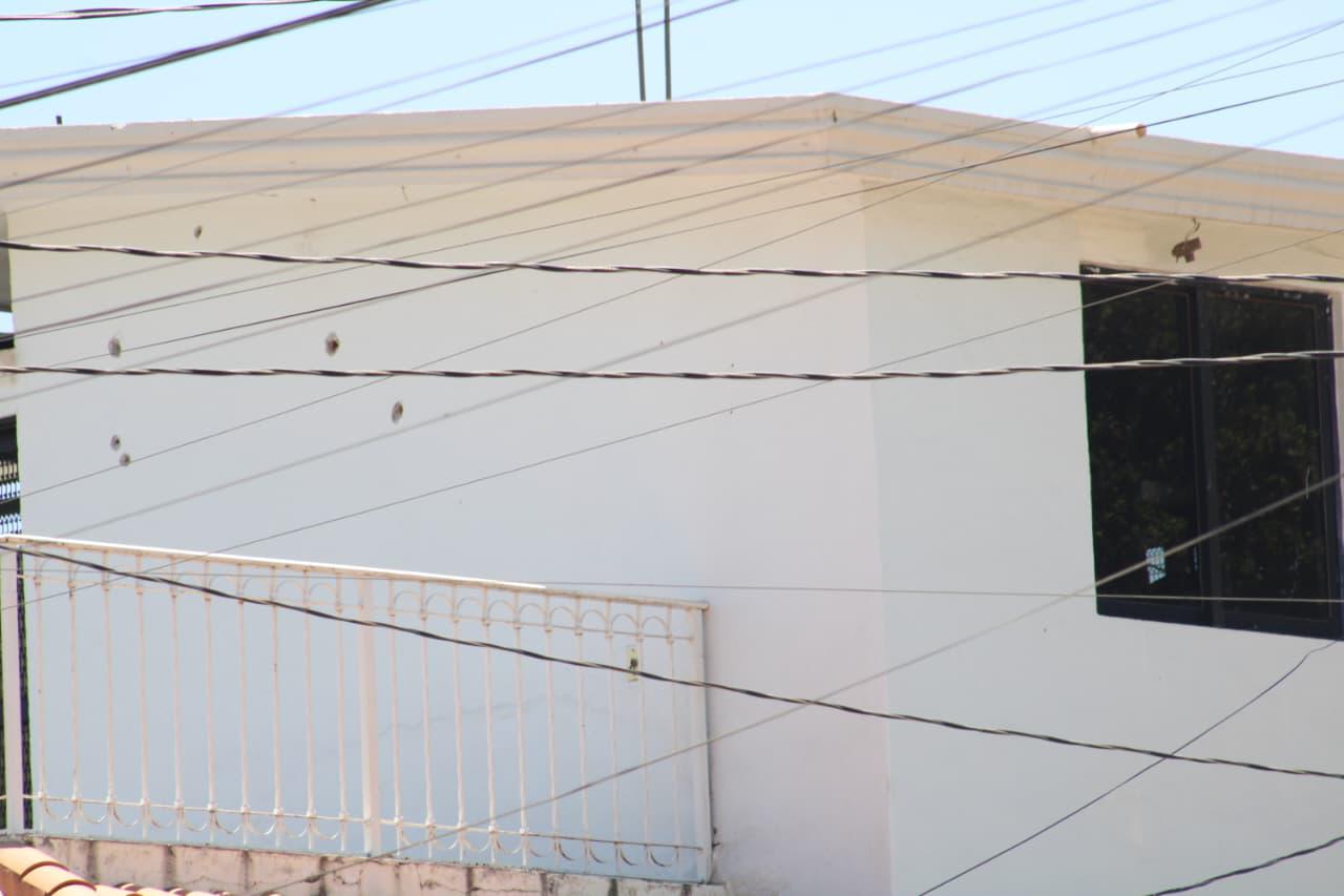 $!Balean casa propiedad de Rubén Rocha Moya en Las Quintas, en Culiacán