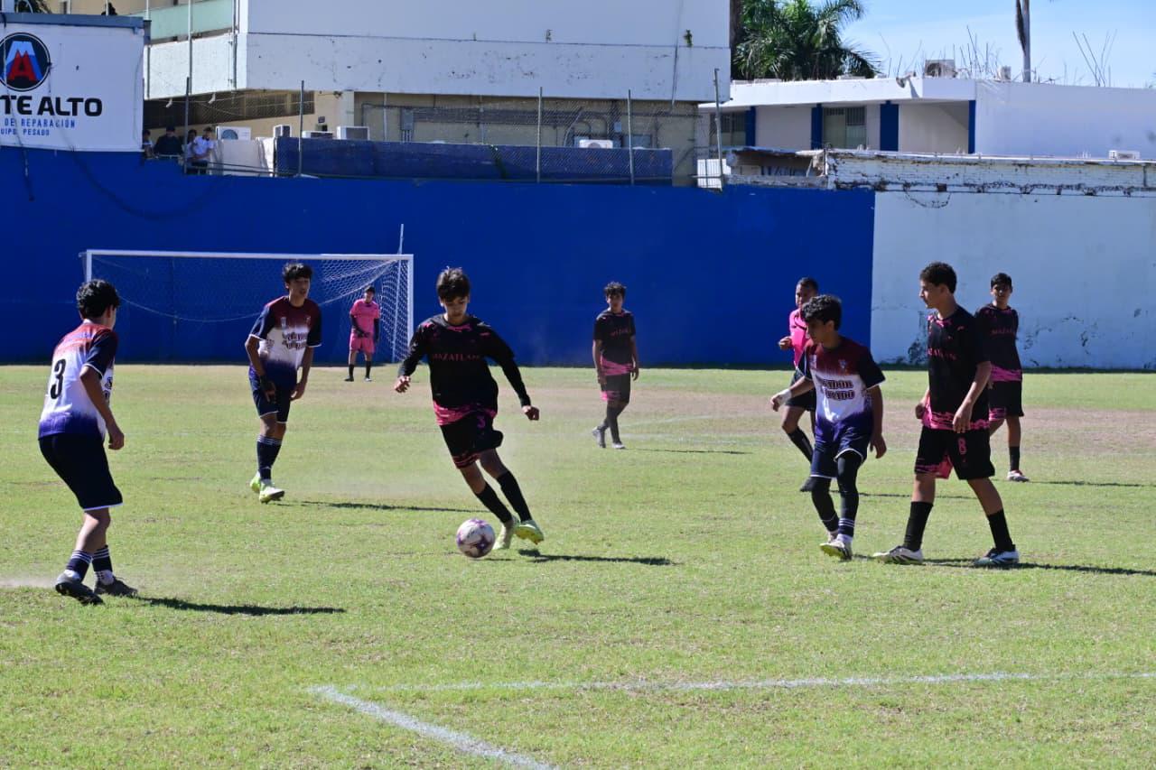 $!Logra Mazatlán tres victorias en el estatal de futbol