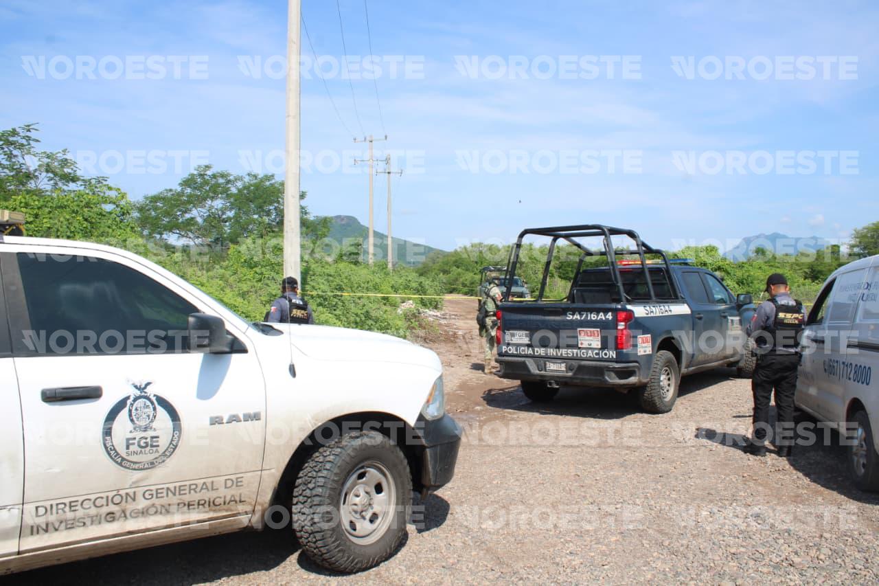 $!Hallan cuerpo envuelto en cobijas en salida a Tepuche, en Culiacán